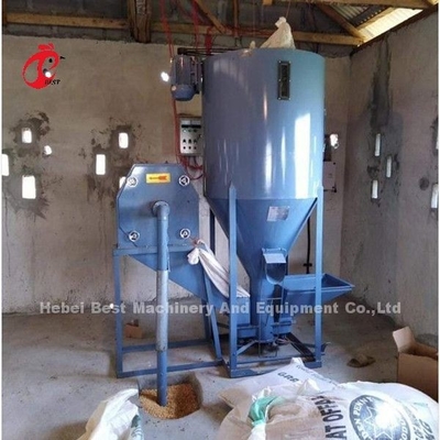 Σύστημα 3kw επεξεργασίας τροφών μύλων αναμικτών τροφών 0,5 τόνοι για το ζωικό κεφάλαιο Emily